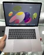 MacBook Pro Touchbar (15-inch, 2016)