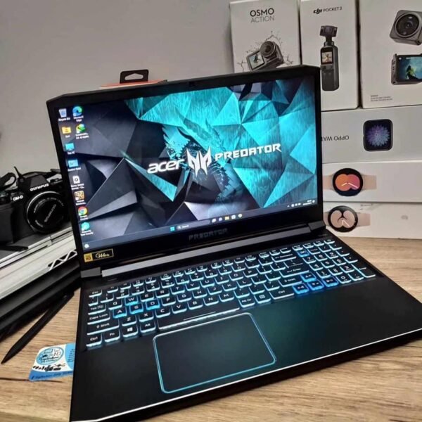 Acer PREDATOR Helios 300 RTX 3070