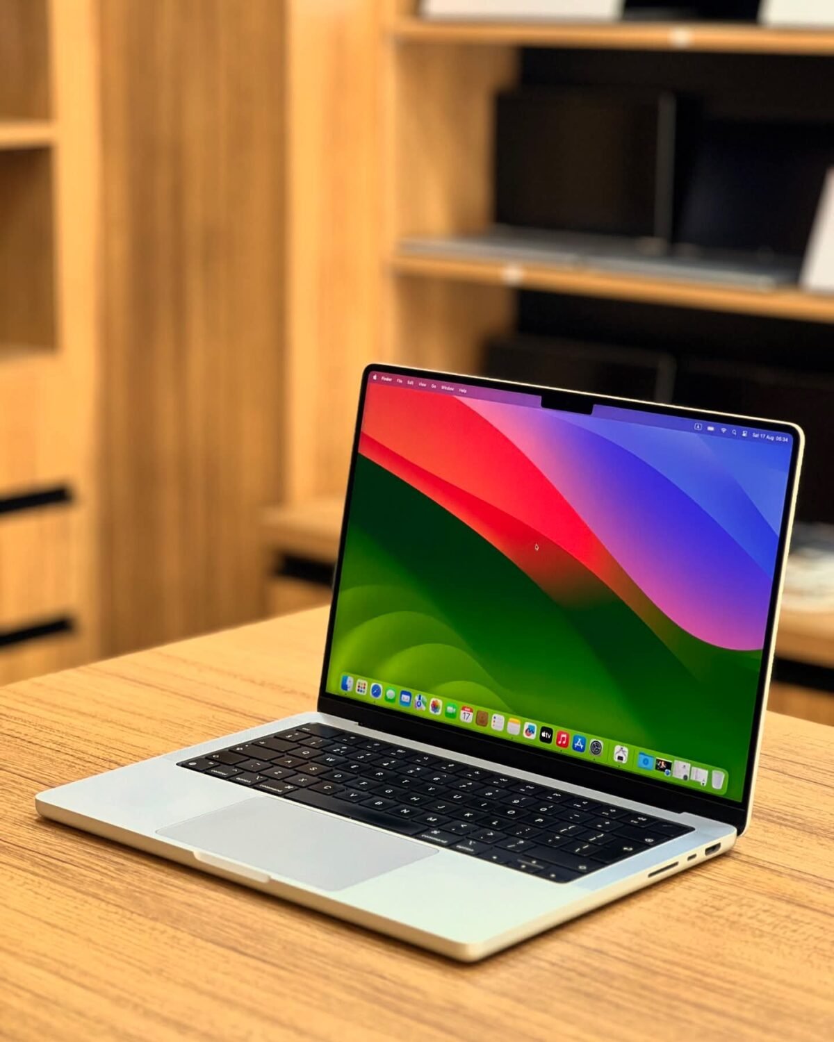 MacBook Pro 14” 2021 M1 PRO – Image 4