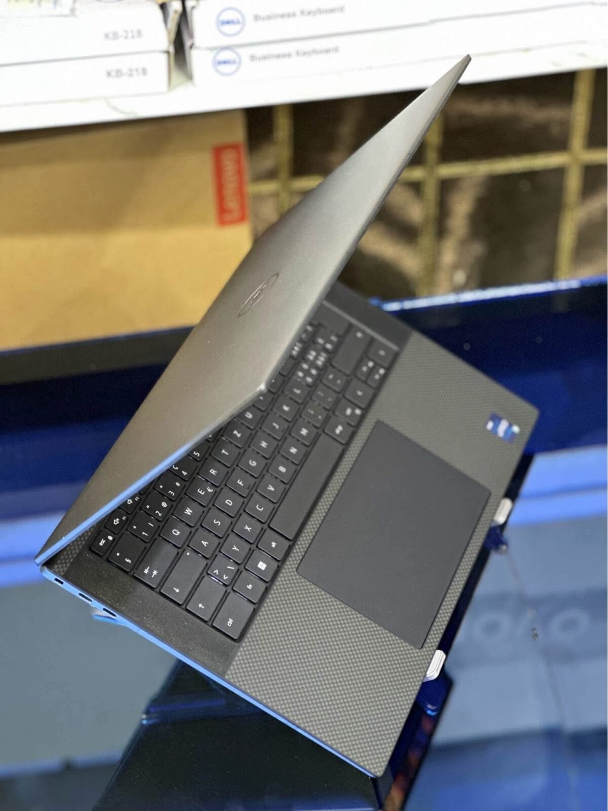 🧑🏻‍💻 DELL PRECISION 5570 - i9 4k – Image 2
