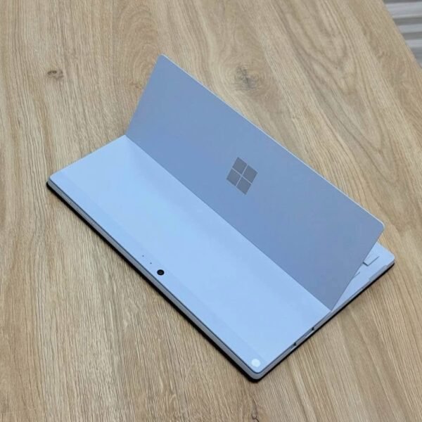 Microsoft Surface Pro 5 core i5 7éme