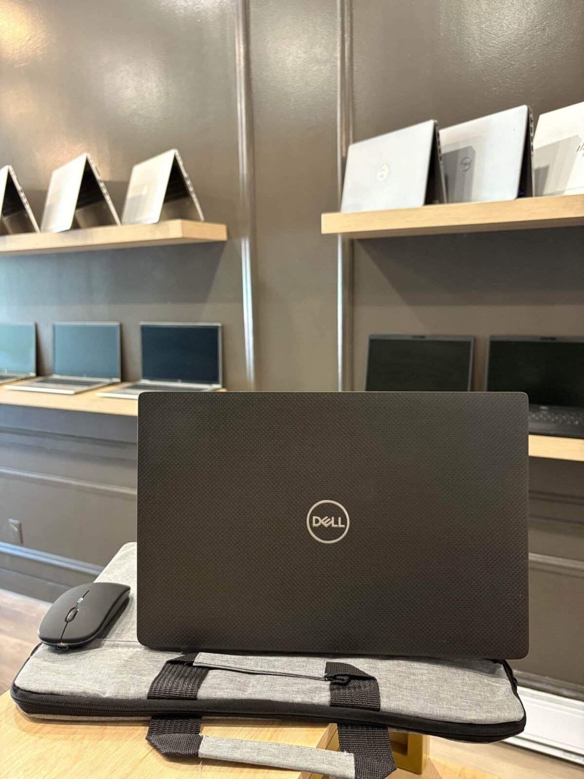 Dell Latitude 7400 ✨Intel Core i5 8ᵉ Génération – Image 2