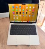 MacBook Pro (14-inch, 2023)